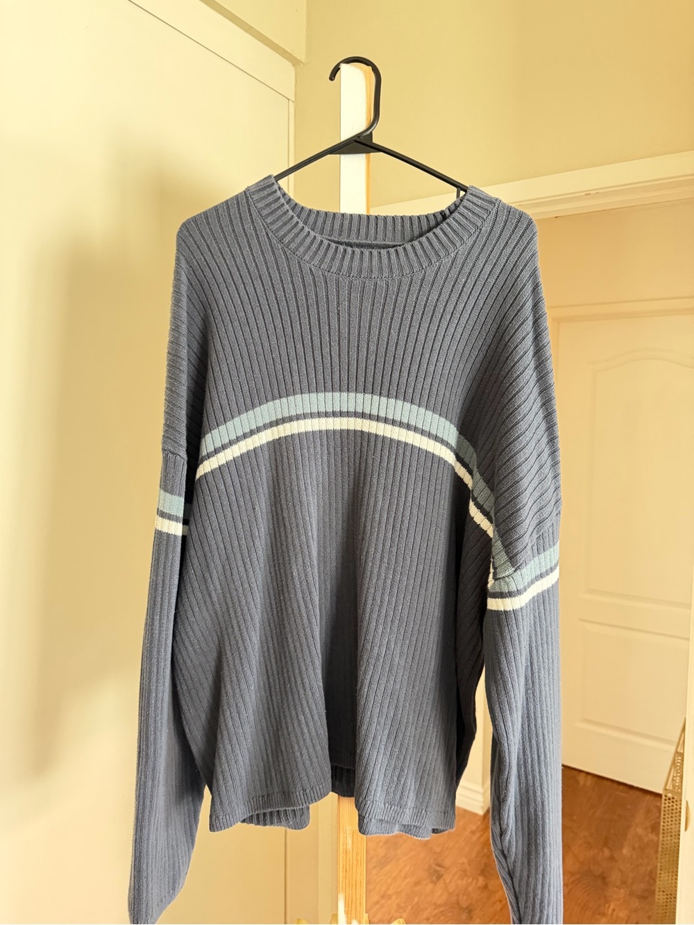 Hollister Men's Slate Blue Ribbed Crewneck Sweater with Stripe Accents